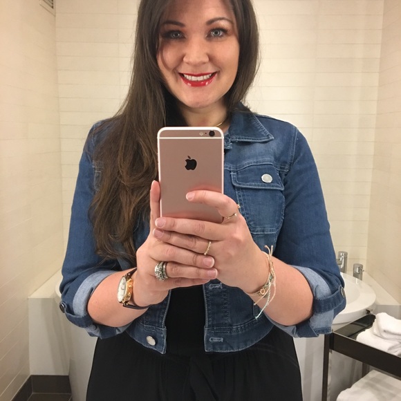 Meet your Posher, Jennifer - Picture 5 of 5